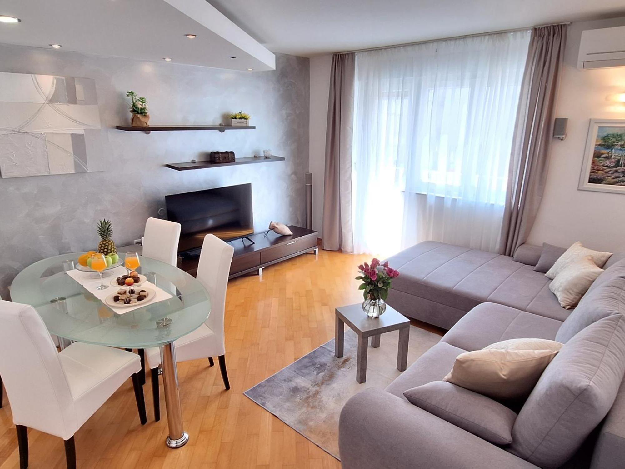 Apartment Leona Spalato Esterno foto